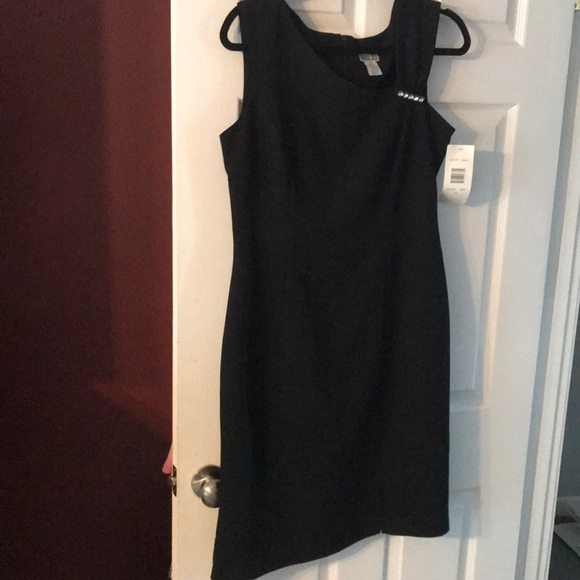 Dresses & Skirts - Black dress